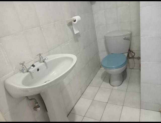 2 BEDROOM PROPERTY TO RENT IN VANDERBIJLPARK CE 3